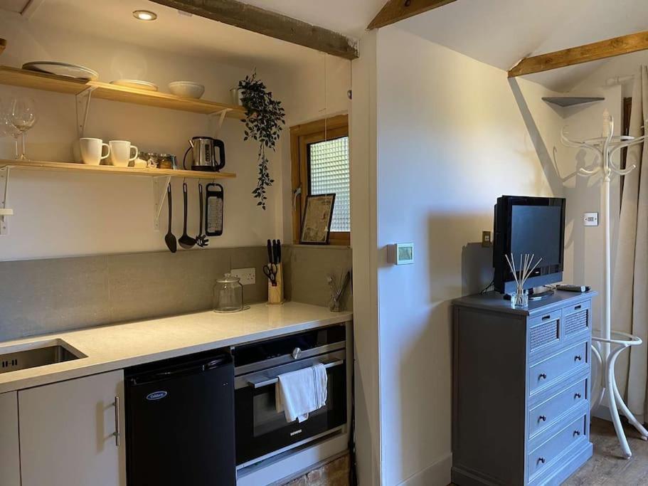 Cosy 1 Bedroom Country Lodge With Free Parking Watlington  Εξωτερικό φωτογραφία